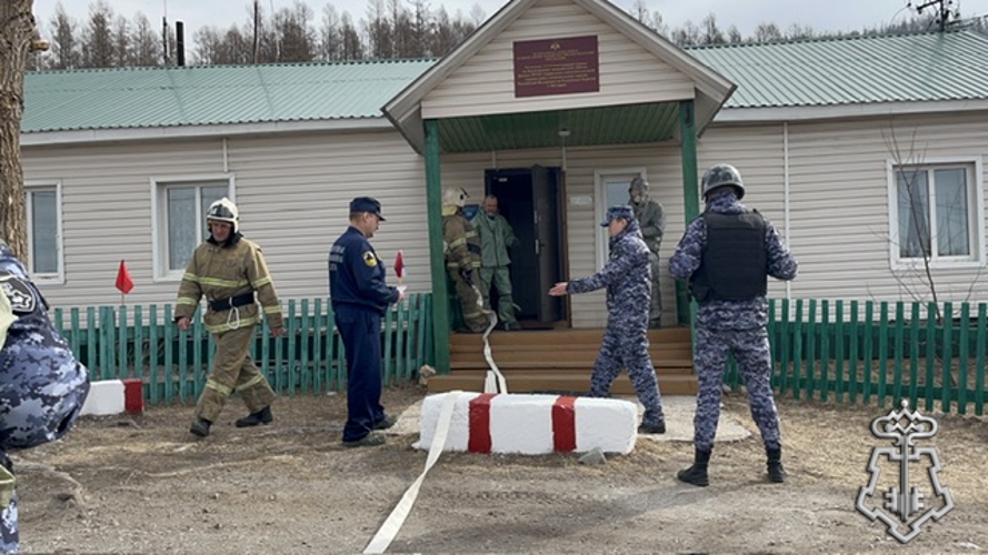 На севере Бурятии прошли совместные пожарно-тактические учения Росгвардии и МЧС
