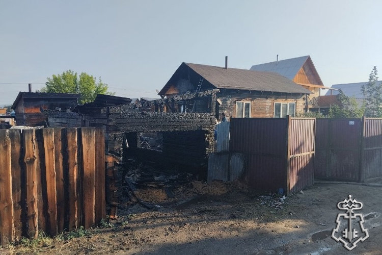 Спасенная на пожаре семейная пара поблагодарила сотрудников вневедомственной охраны Росгвардии