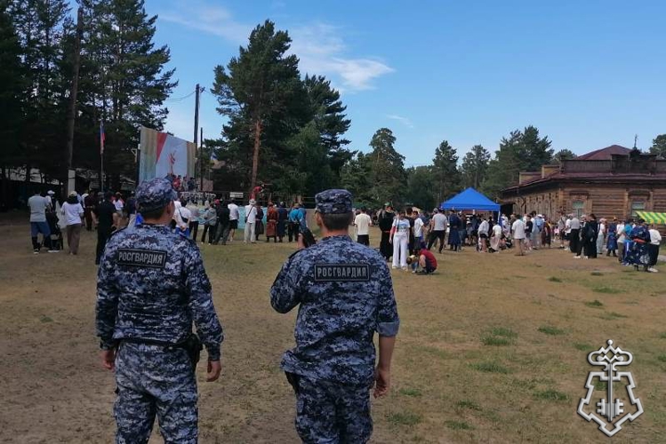 В Бурятии сотрудники Росгвардии обеспечили безопасность в период празднования «Наадан-Сурхарбан»