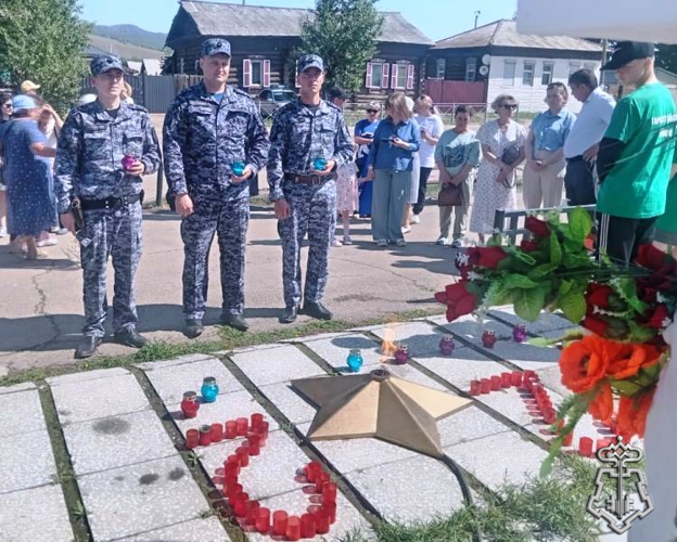 В Бурятии росгвардейцы приняли участие в акции «Свеча памяти»