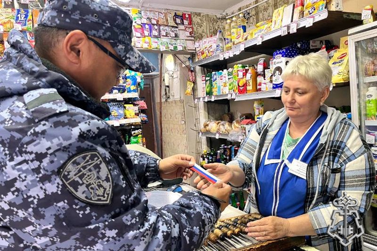 В Бурятии росгвардейцы приняли участие в мероприятиях, посвященных Дню Государственного флага России