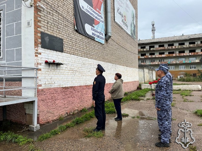 В Бурятии почтили память погибших сотрудников вневедомственной охраны