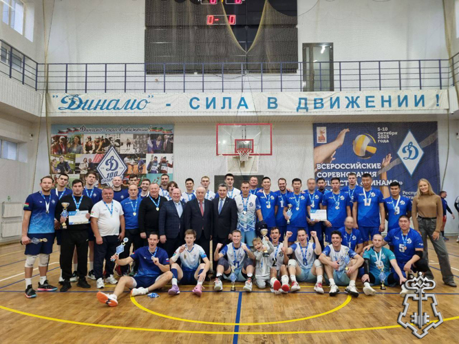Сотрудники вневедомственной охраны в составе сборной Бурятии стали бронзовыми призёрами Всероссийских соревнований общества "Динамо" по волейболу