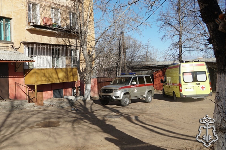В Улан-Удэ росгвардейцы задержали гражданина, устроившего дебош в автомобиле скорой помощи