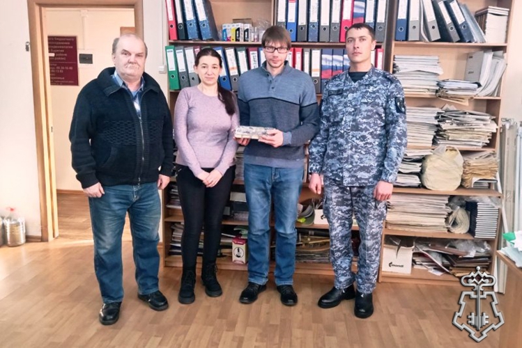 Росгвардейцы поздравили журналистов Бурятии с профессиональным праздником