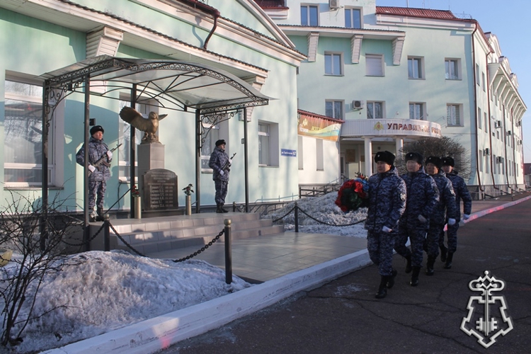 Росгвардейцы Бурятии почтили память погибших коллег