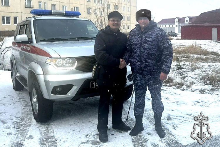 Житель Северобайкальска поблагодарил росгвардейца за помощь