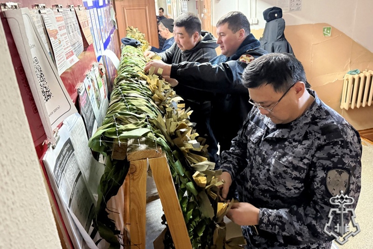 На севере Бурятии росгвардейцы оказали помощь землякам на СВО