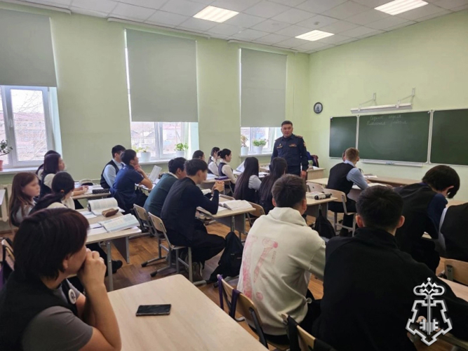 В Бурятии росгвардейцы провели уроки мужества, посвященные ликвидаторам чернобыльской катастрофы