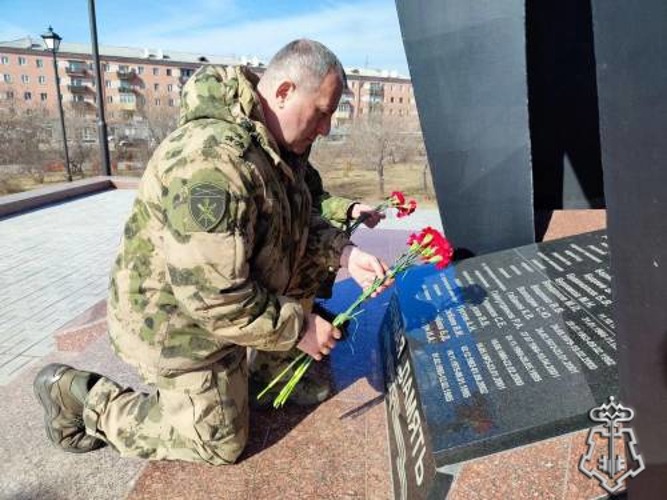 В Улан-Удэ сотрудники вневедомственной охраны встретились с ликвидатором Чернобыльской катастрофы