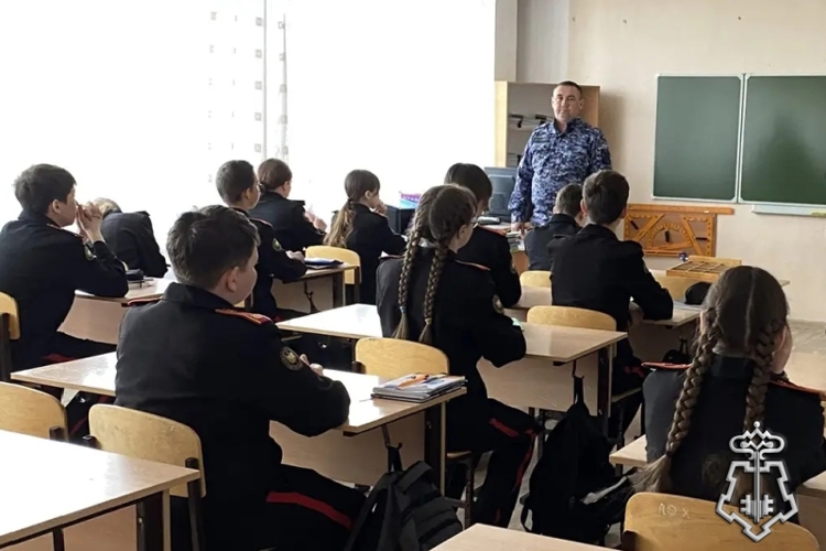 В районах Бурятии сотрудники вневедомственной охраны проводят мероприятия, посвященные Дню Победы