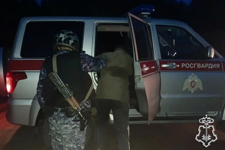 В Бурятии росгвардейцы задержали гражданина, открывшего стрельбу в райцентре