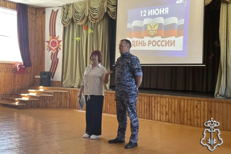 Росгвардейцы Бурятии провели серию мероприятий ко Дню России