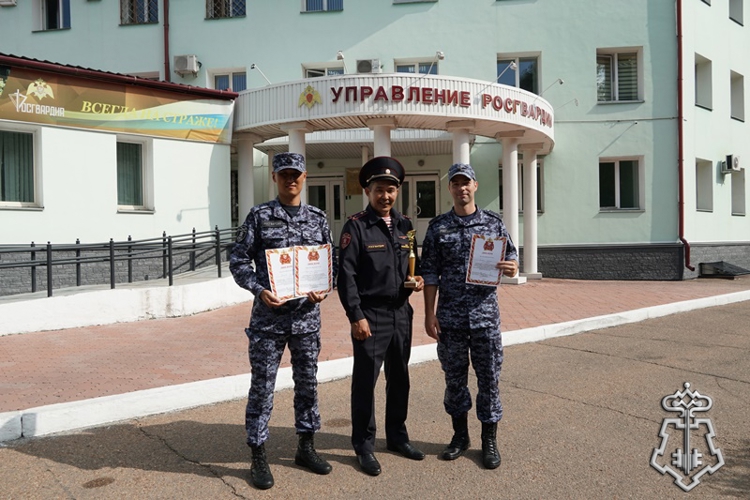 Сотрудники вневедомственной охраны Республики Бурятия стали лучшими в Восточном округе Росгвардии
