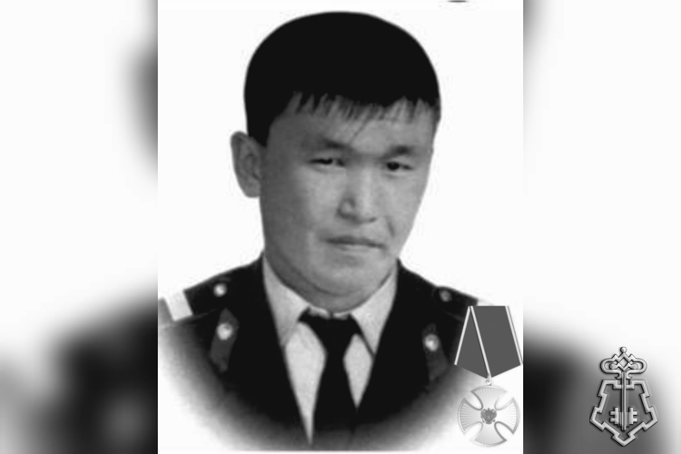 В Бурятии почтили память сотрудника вневедомственной охраны, погибшего при исполнении