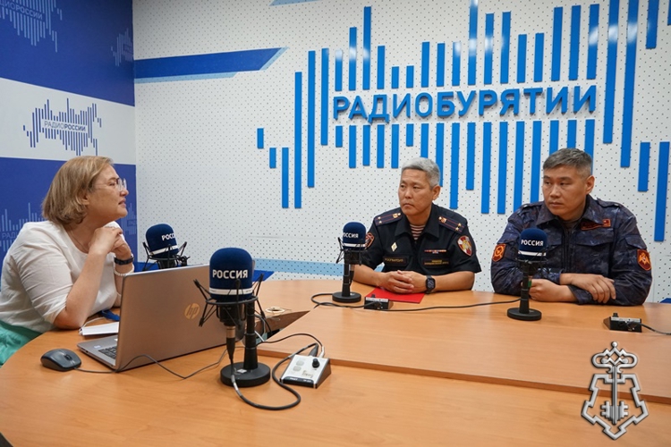 Представители Управления вневедомственной охраны и ФГУП «Охрана» Росгвардии рассказали о специфике службы на бурятском радио