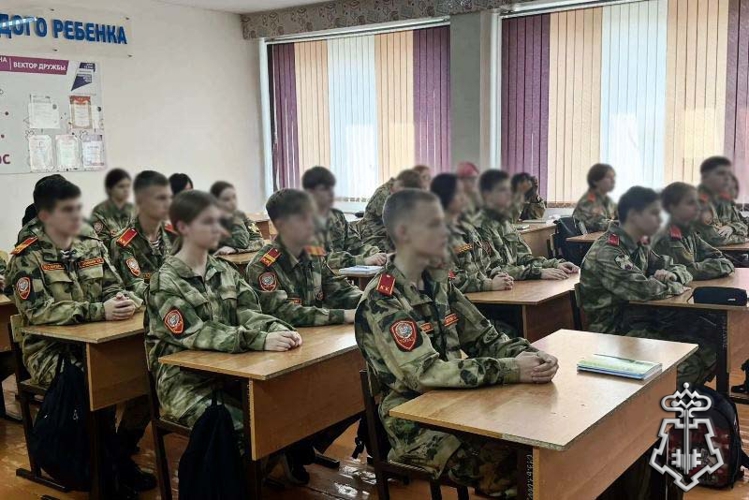 В Бурятии росгвардейцы провели антитеррористические уроки 