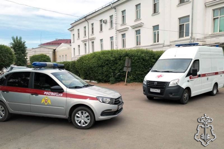 В Северобайкальске росгвардейцы задержали дебошира в городской больнице